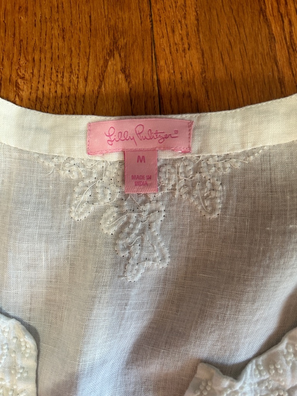 Lilly Pulitzer White Embroidered V-Neck Kids Tunic - Picture 3 of 4